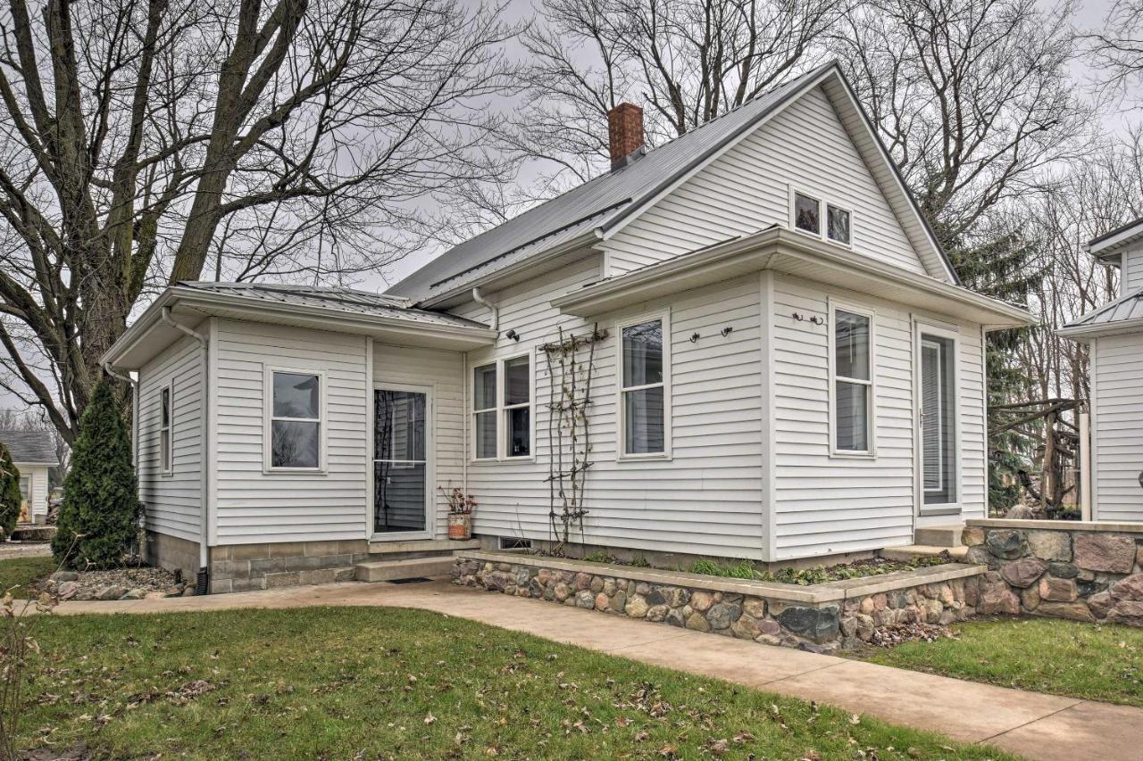 Charming Dairy Farm Home In Indiana Amish Country Shipshewana Bagian luar foto